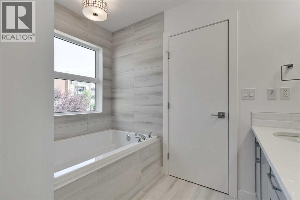 Single Family House for Sale in    Avenue NW Montgomery Calgary 