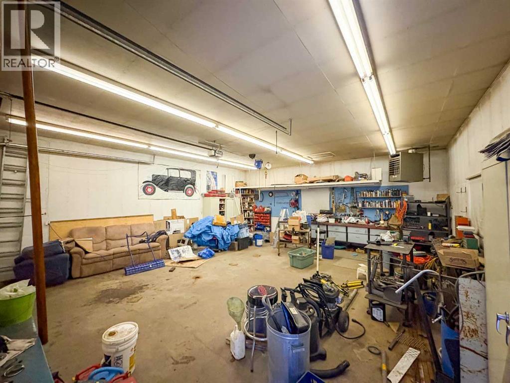 Single Family House Bi-level for Sale in  A Avenue Mountview Grande Prairie 