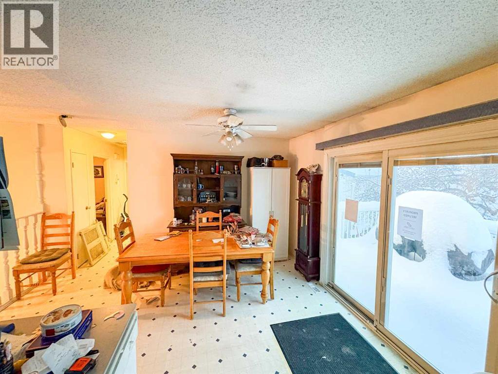 Single Family House Bi-level for Sale in  A Avenue Mountview Grande Prairie 