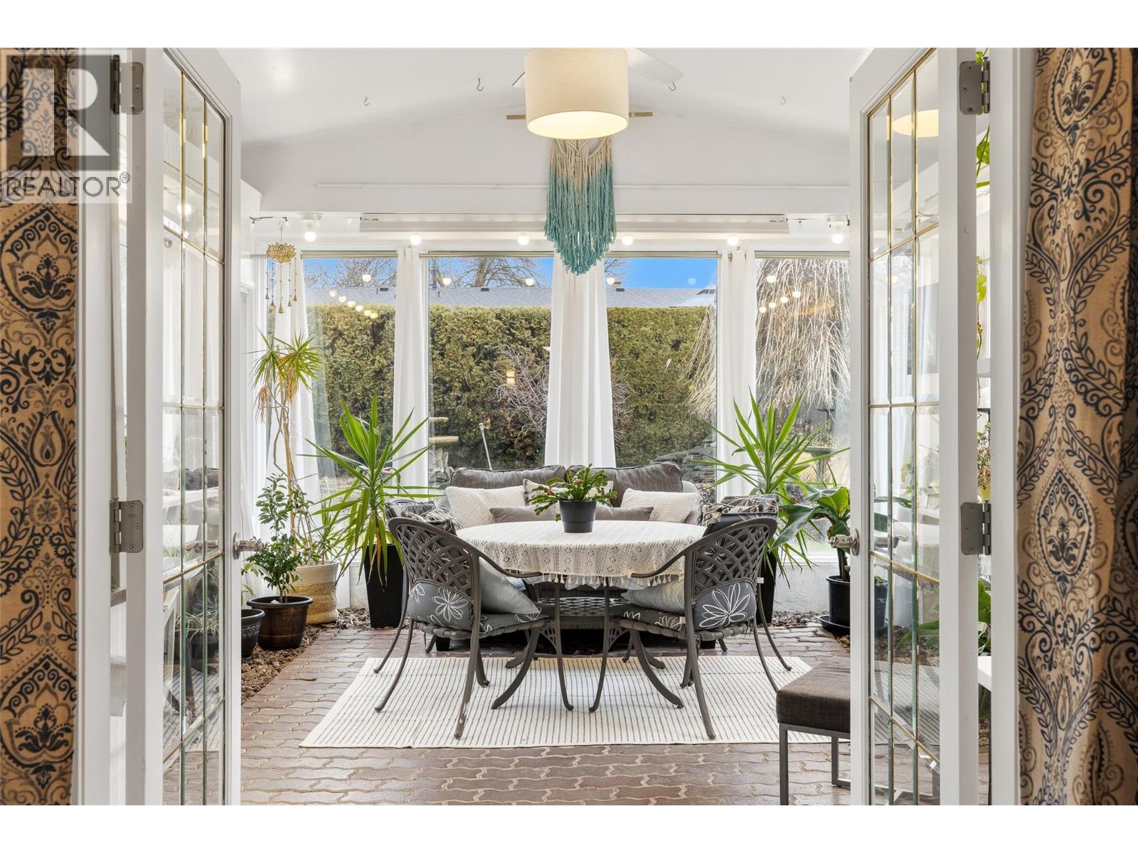  695 Moraine Court, Kelowna