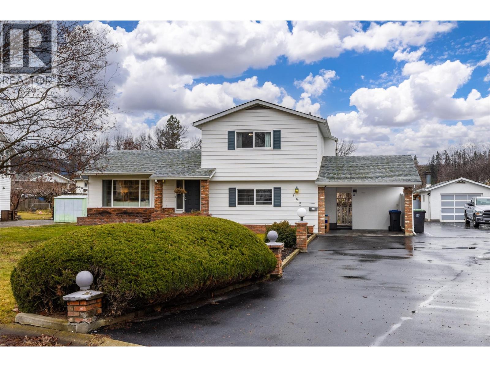  695 Moraine Court, Kelowna