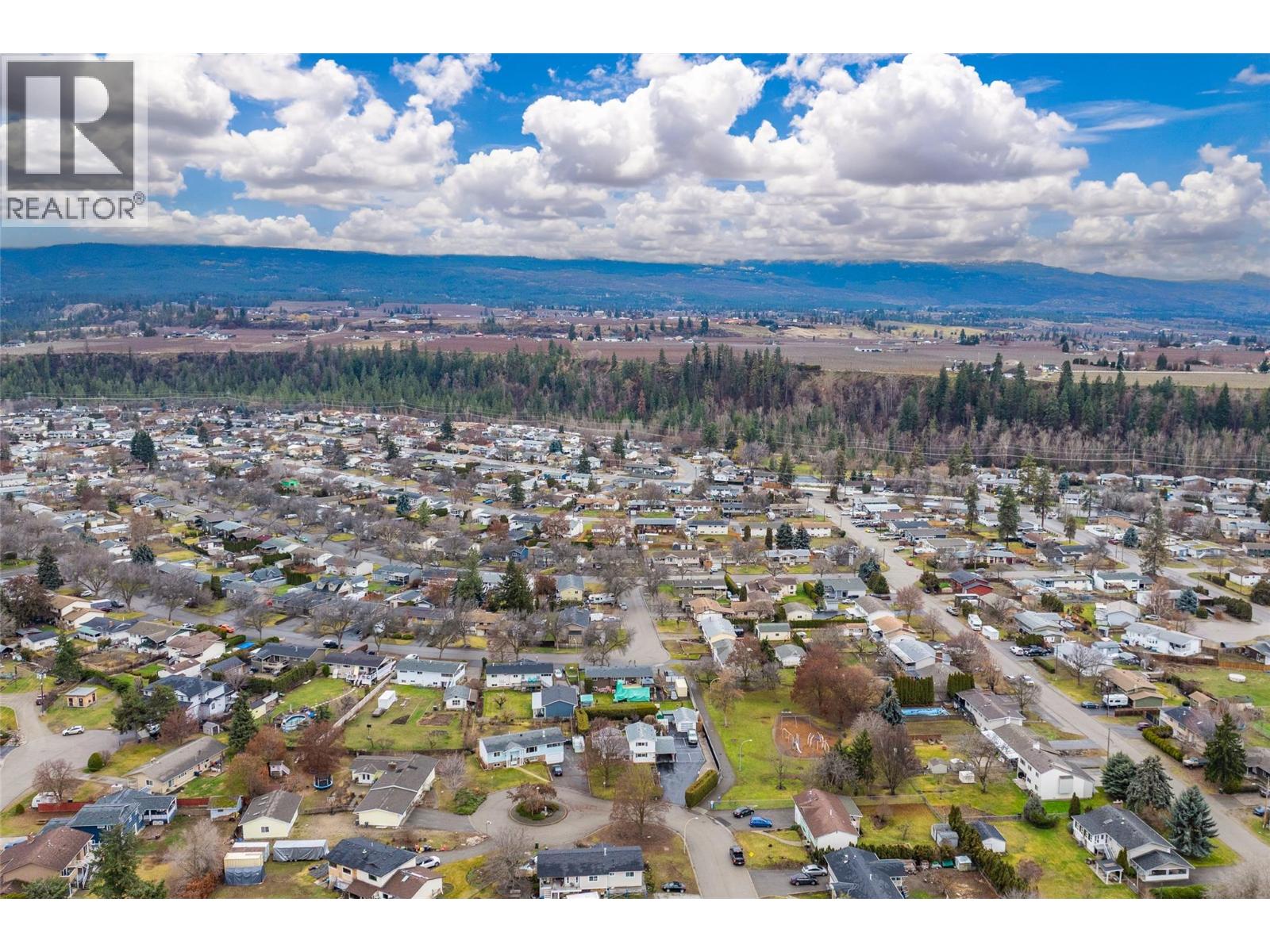  695 Moraine Court, Kelowna