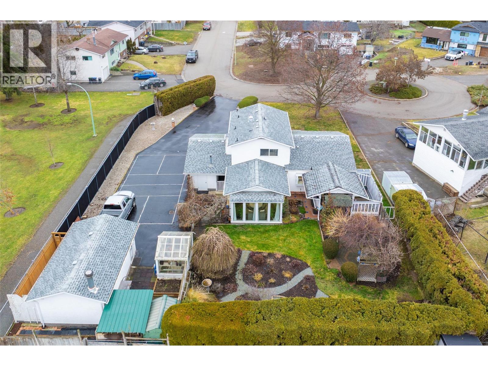  695 Moraine Court, Kelowna