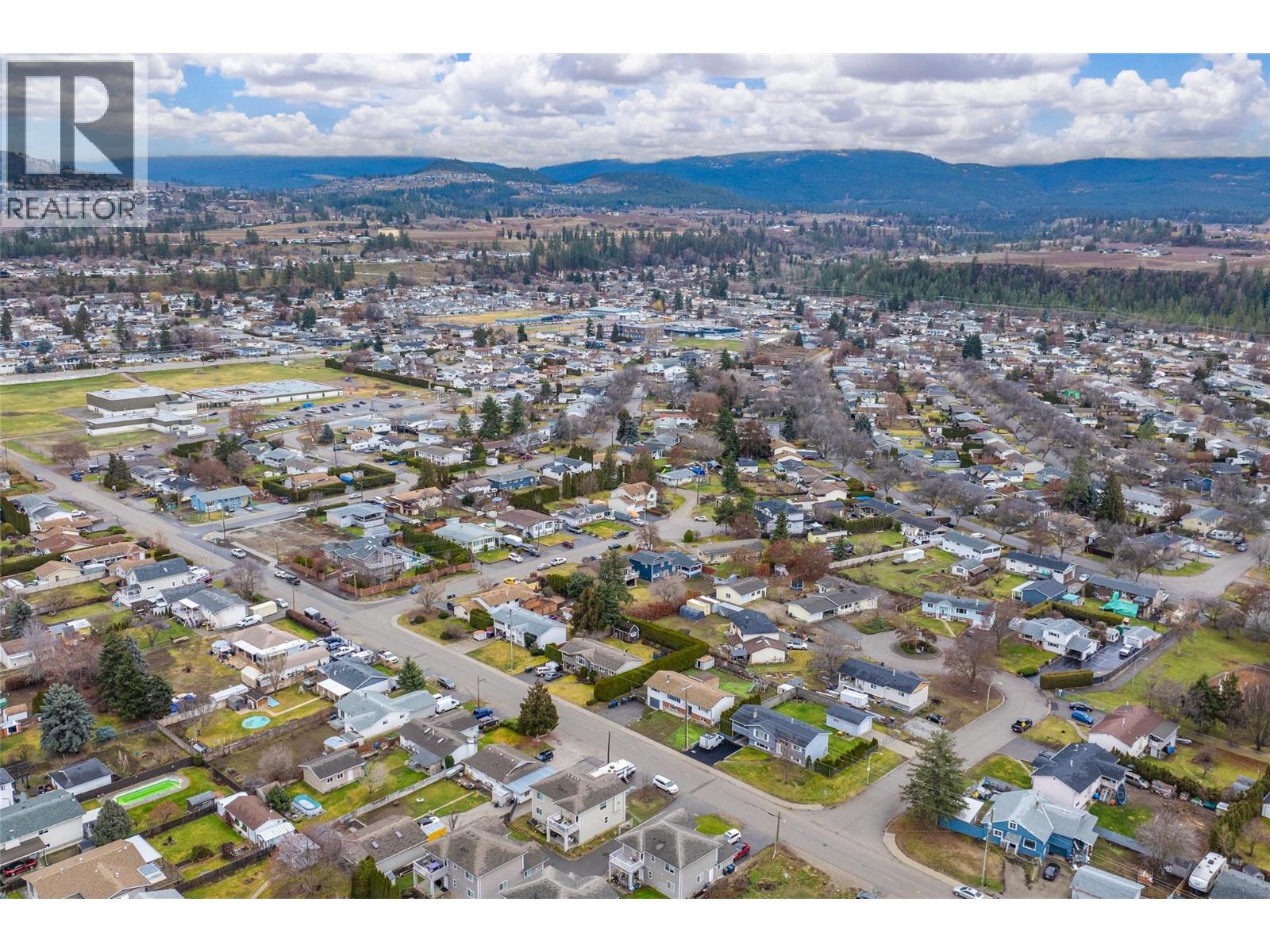  695 Moraine Court, Kelowna