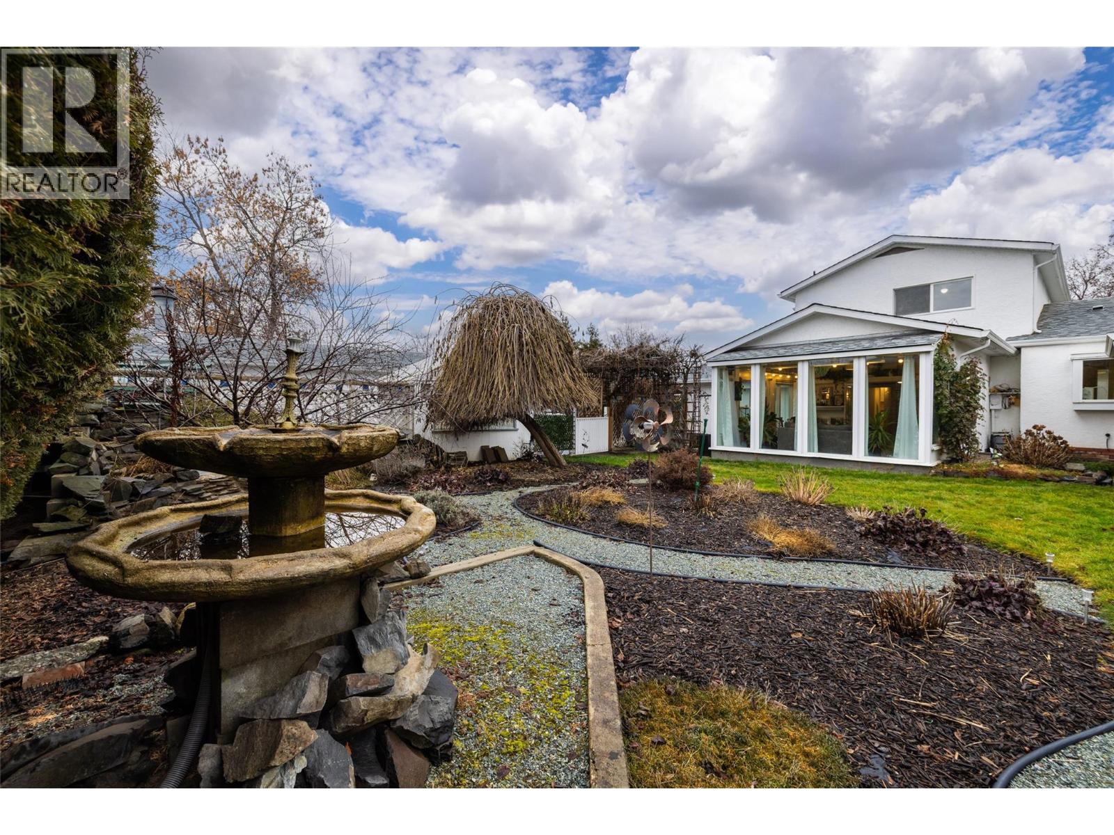  695 Moraine Court, Kelowna