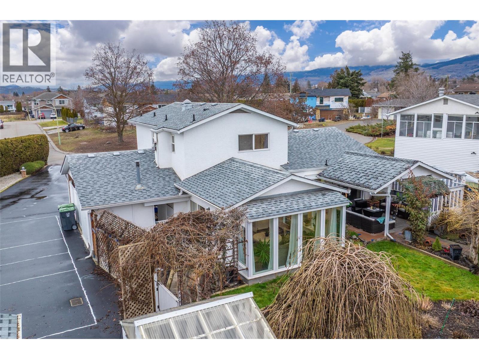  695 Moraine Court, Kelowna
