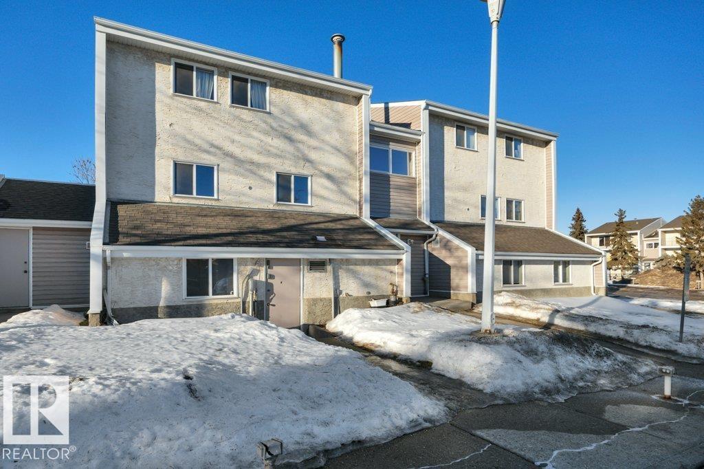 #3 7404 38 AV NW - 2