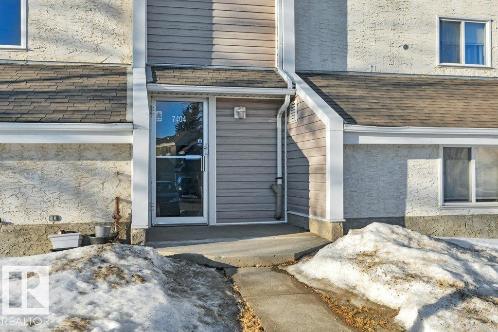 #3 7404 38 AV NW - 3
