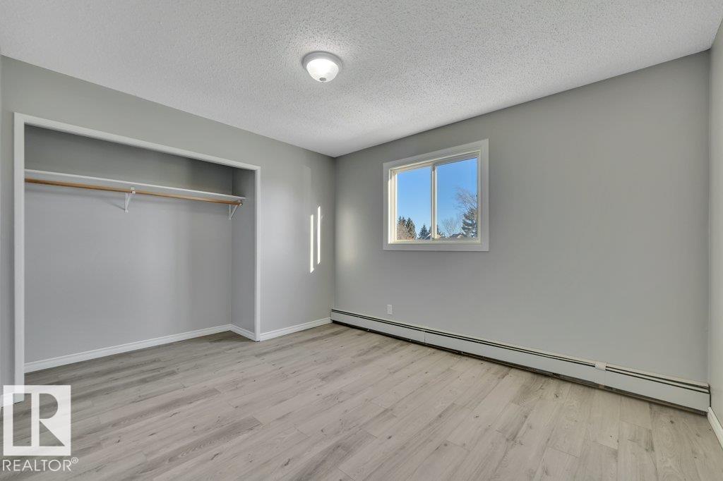 #3 7404 38 AV NW - 26