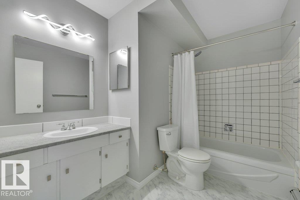 #3 7404 38 AV NW - 21