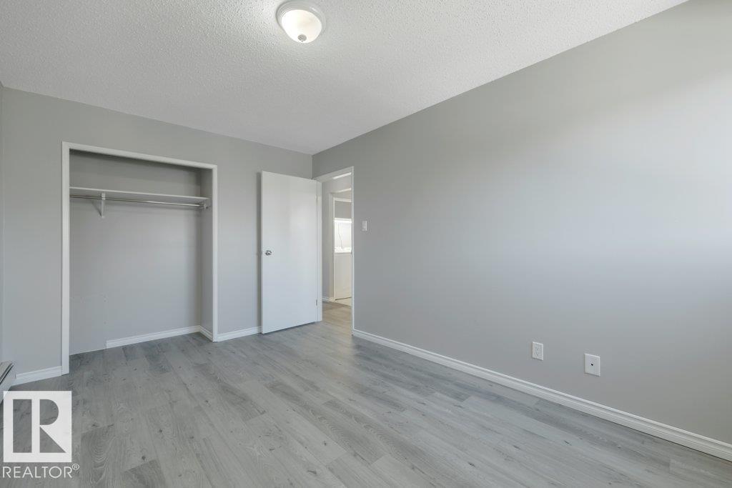 #3 7404 38 AV NW - 24