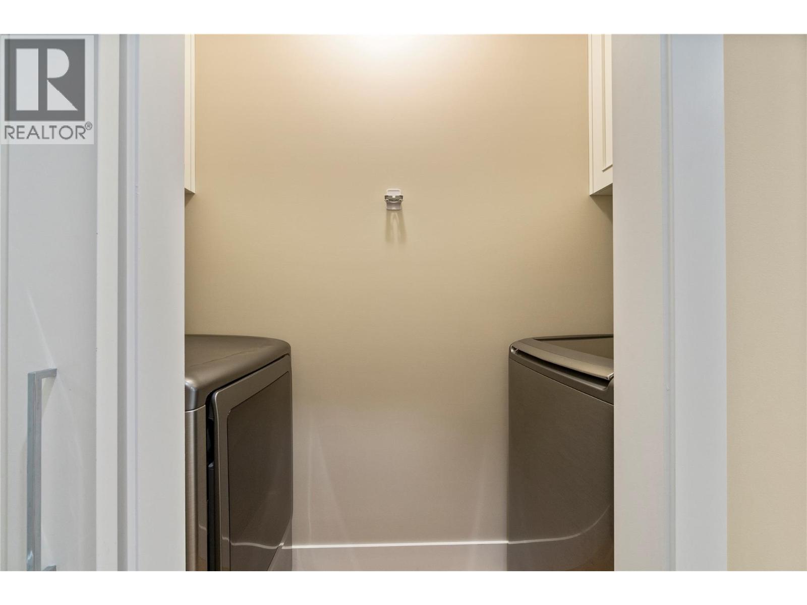  2251 14 Avenue Southeast, Salmon Arm