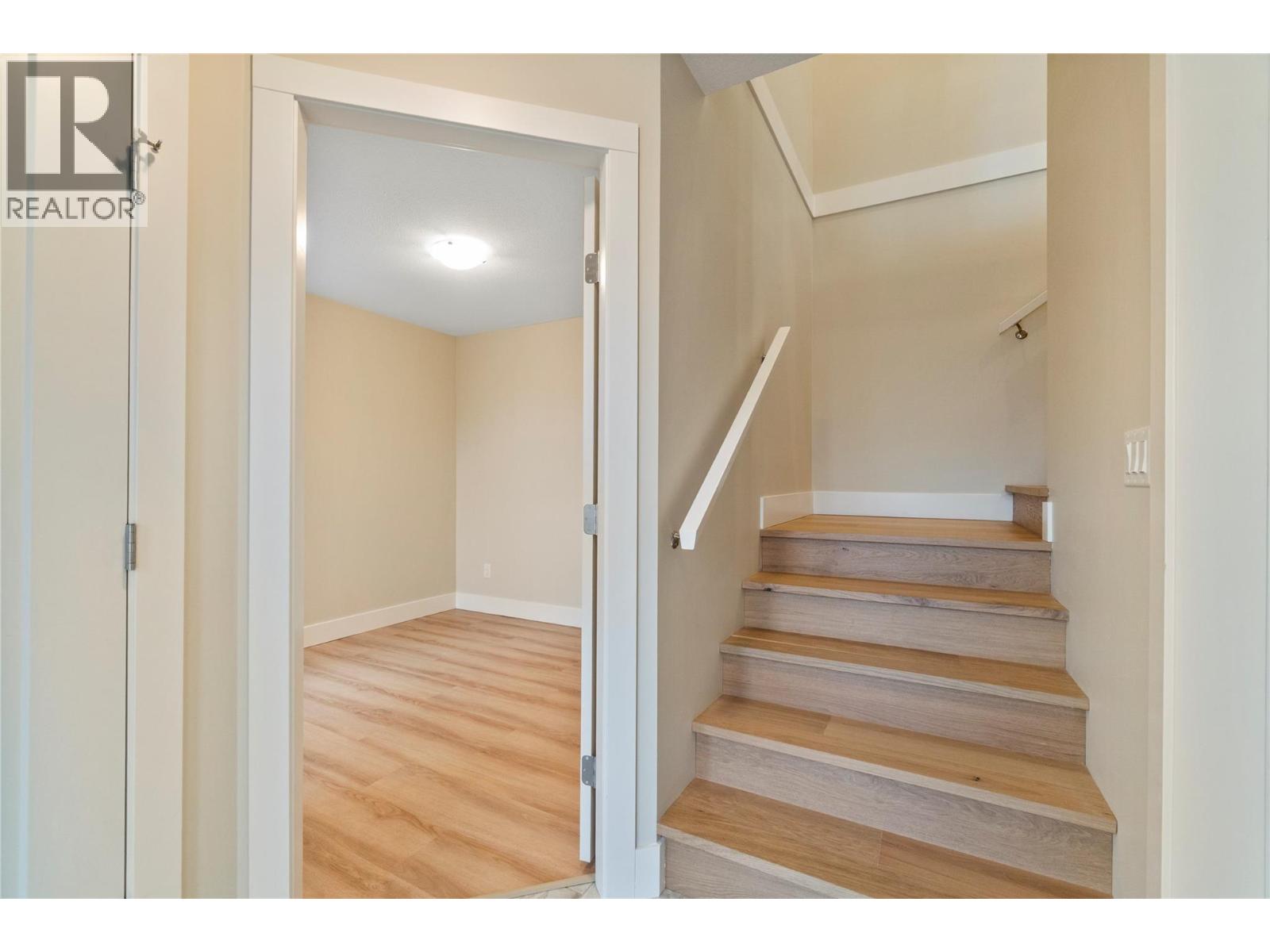  2251 14 Avenue Southeast, Salmon Arm