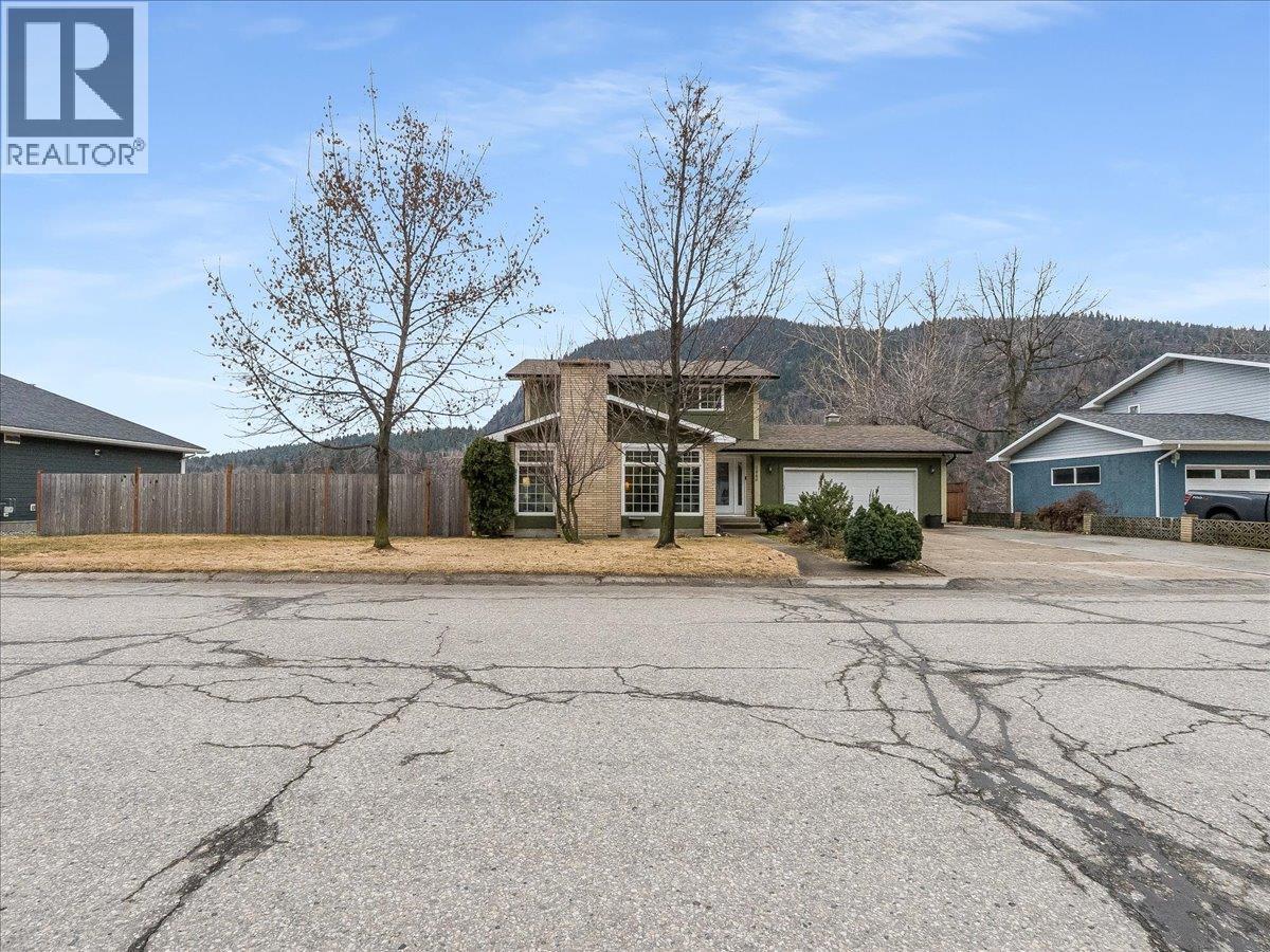 3866 CARNATION Drive, Trail