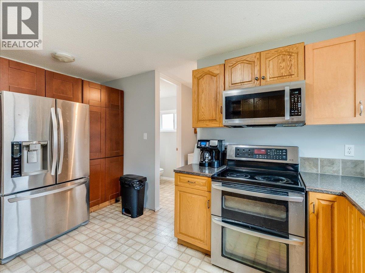 3866 CARNATION Drive, Trail