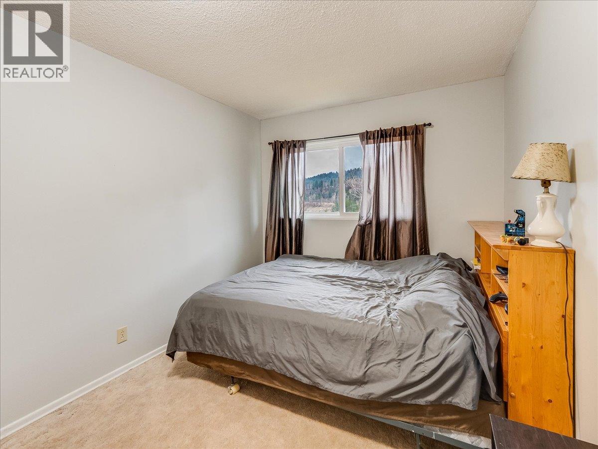 3866 CARNATION Drive, Trail