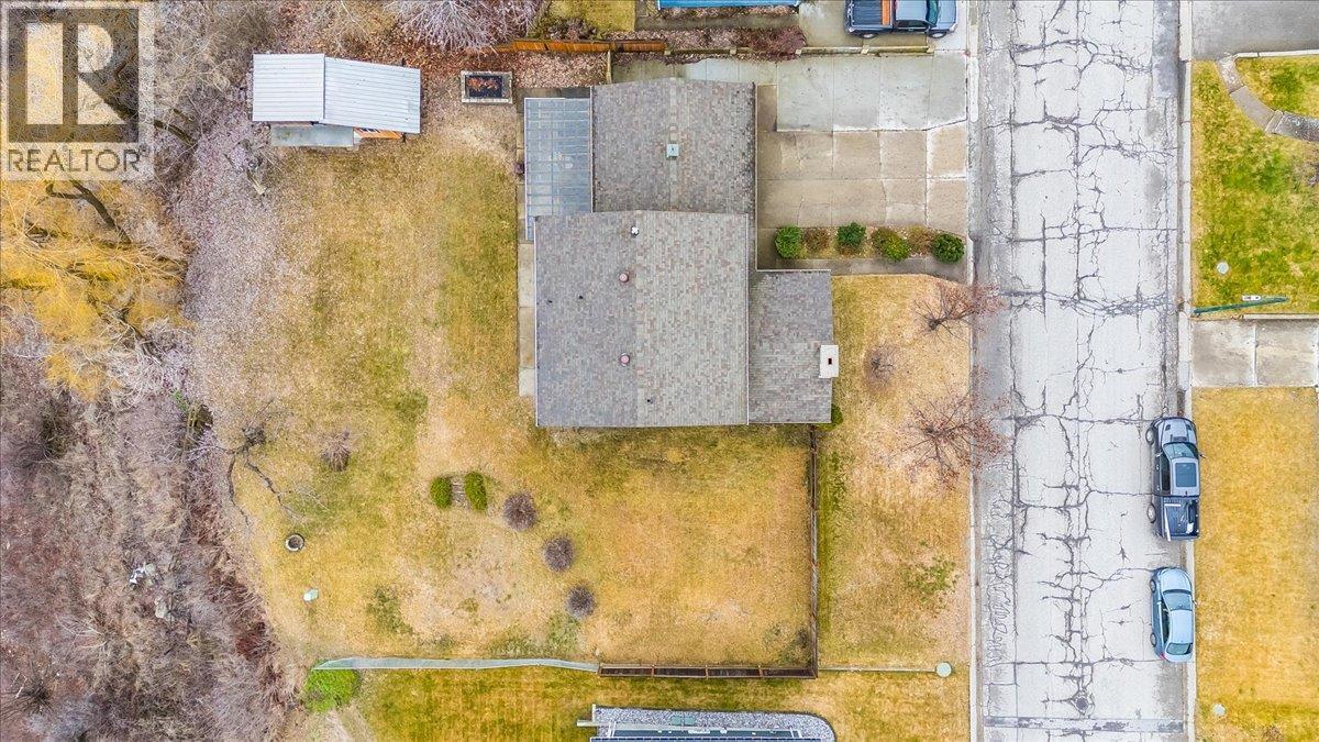 3866 CARNATION Drive, Trail