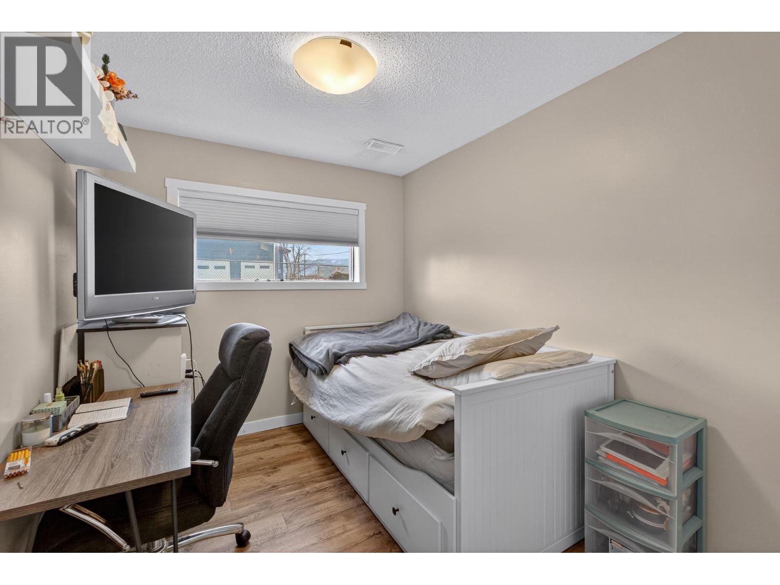  675 Lacey Road, Kelowna