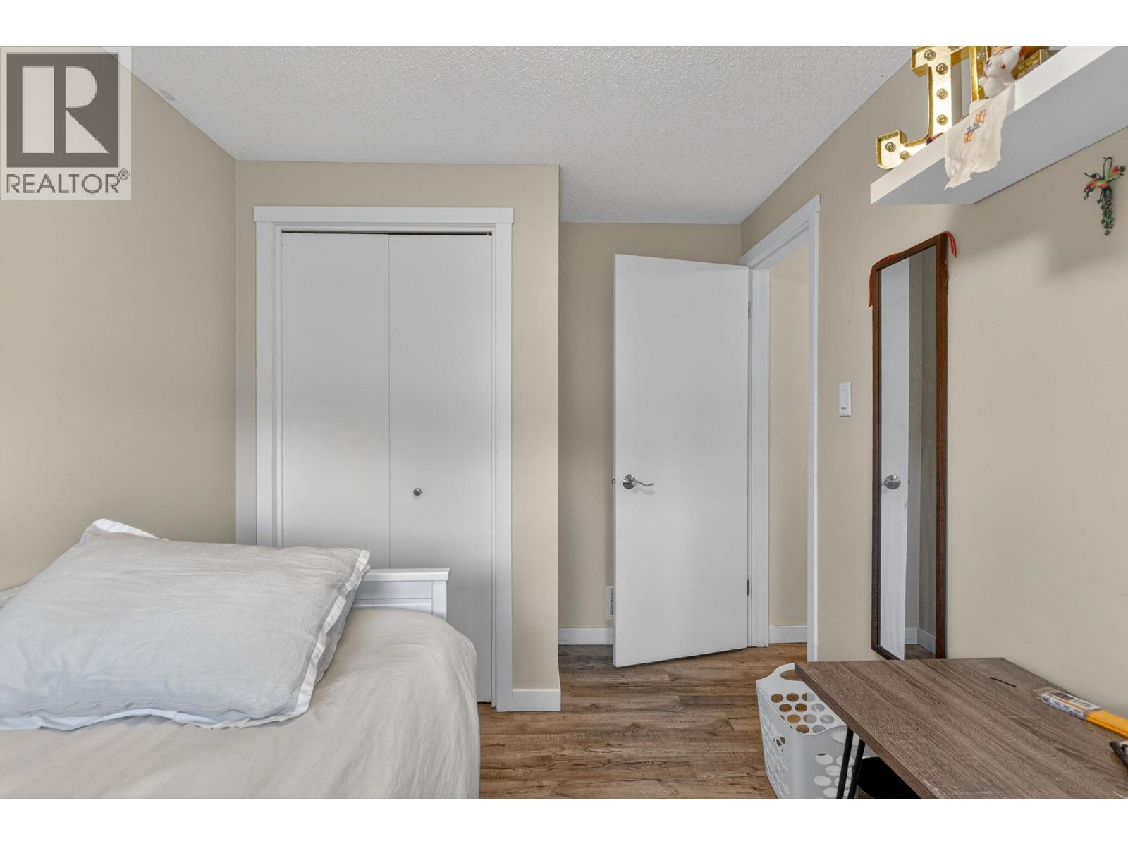  675 Lacey Road, Kelowna