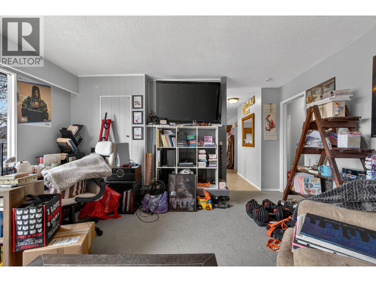  675 Lacey Road, Kelowna