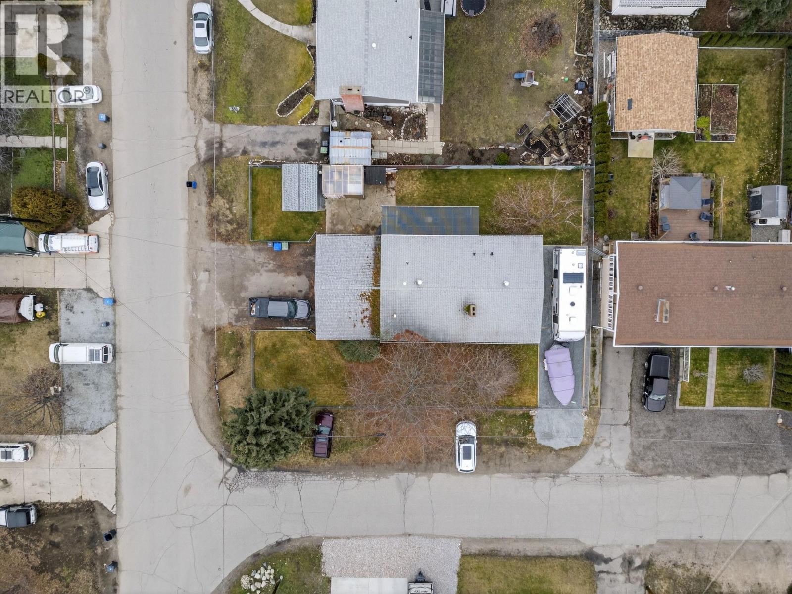  675 Lacey Road, Kelowna