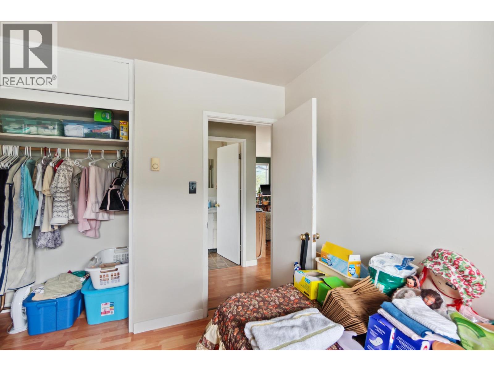  525 11TH Avenue, Castlegar