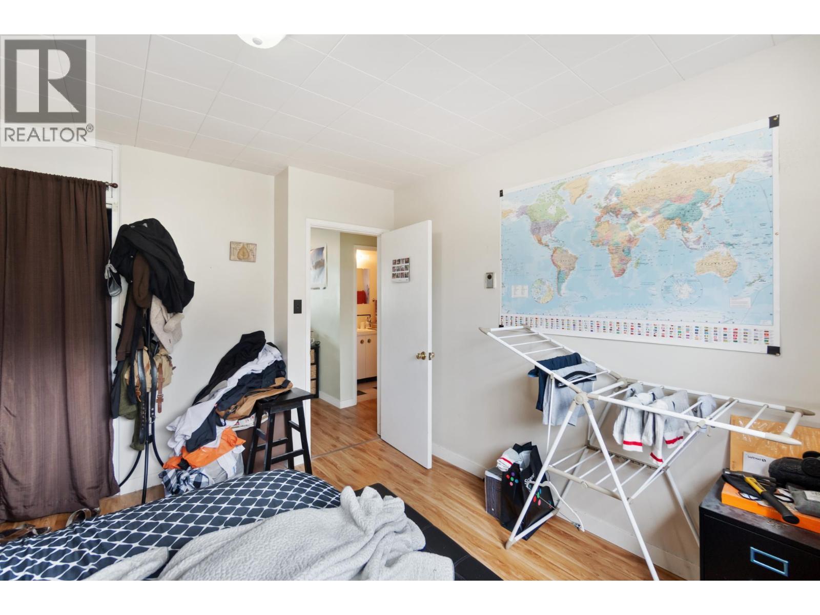  525 11TH Avenue, Castlegar