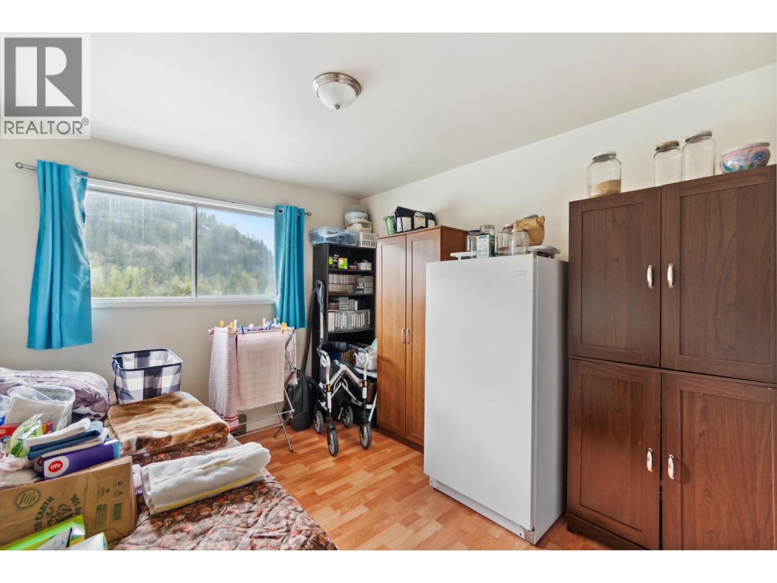  525 11TH Avenue, Castlegar