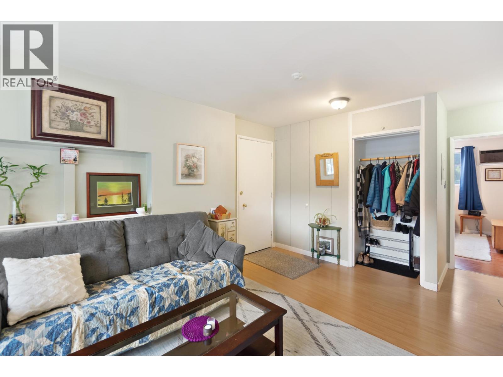  525 11TH Avenue, Castlegar