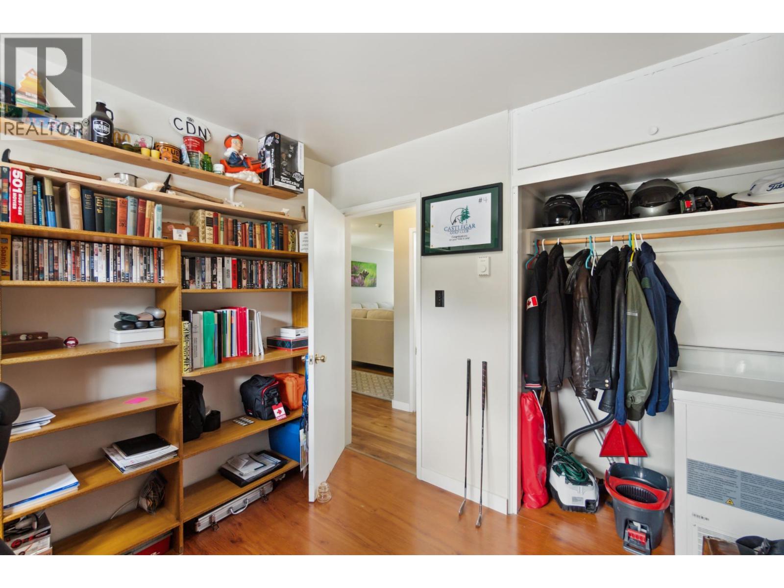  525 11TH Avenue, Castlegar