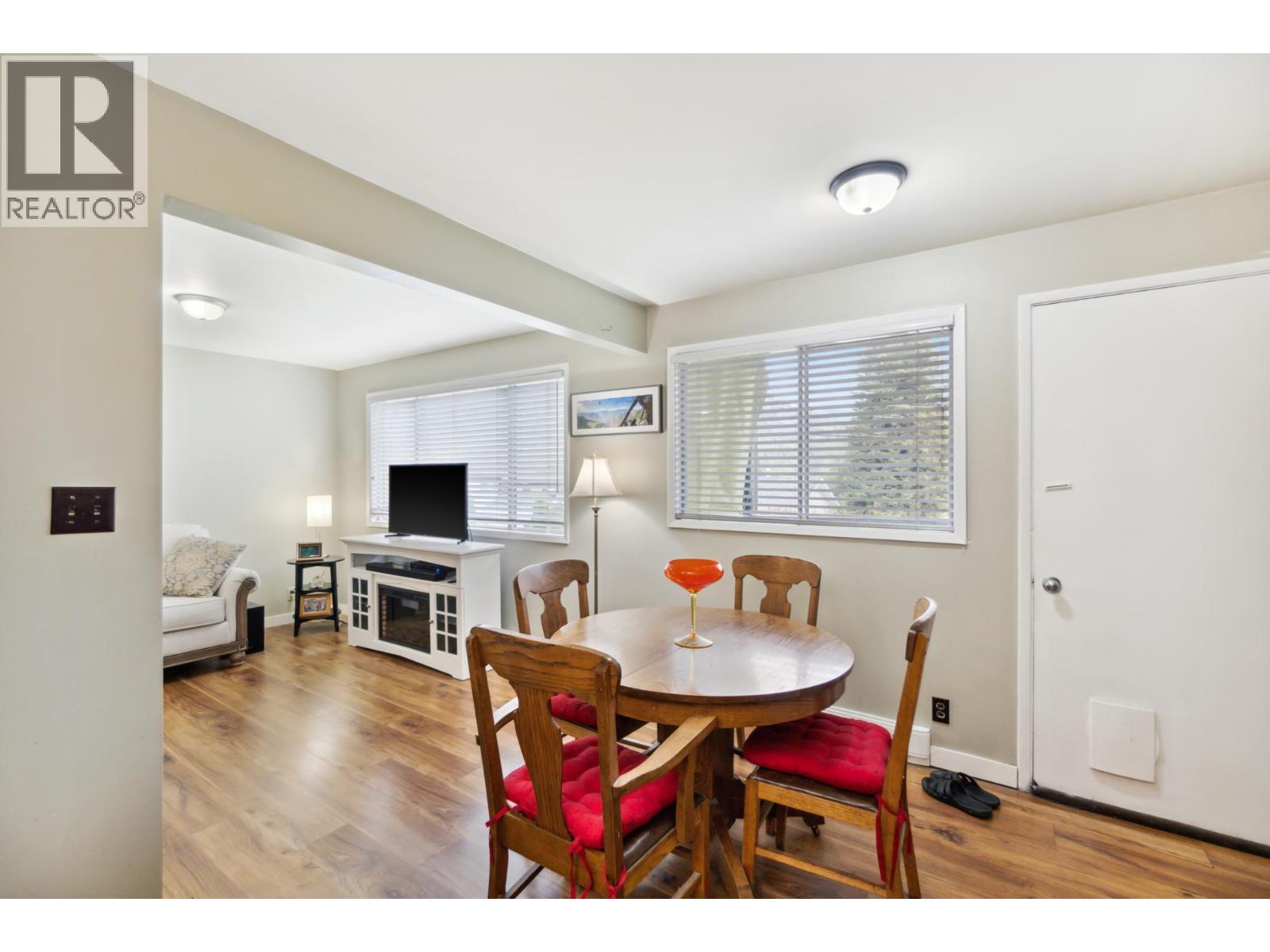  525 11TH Avenue, Castlegar