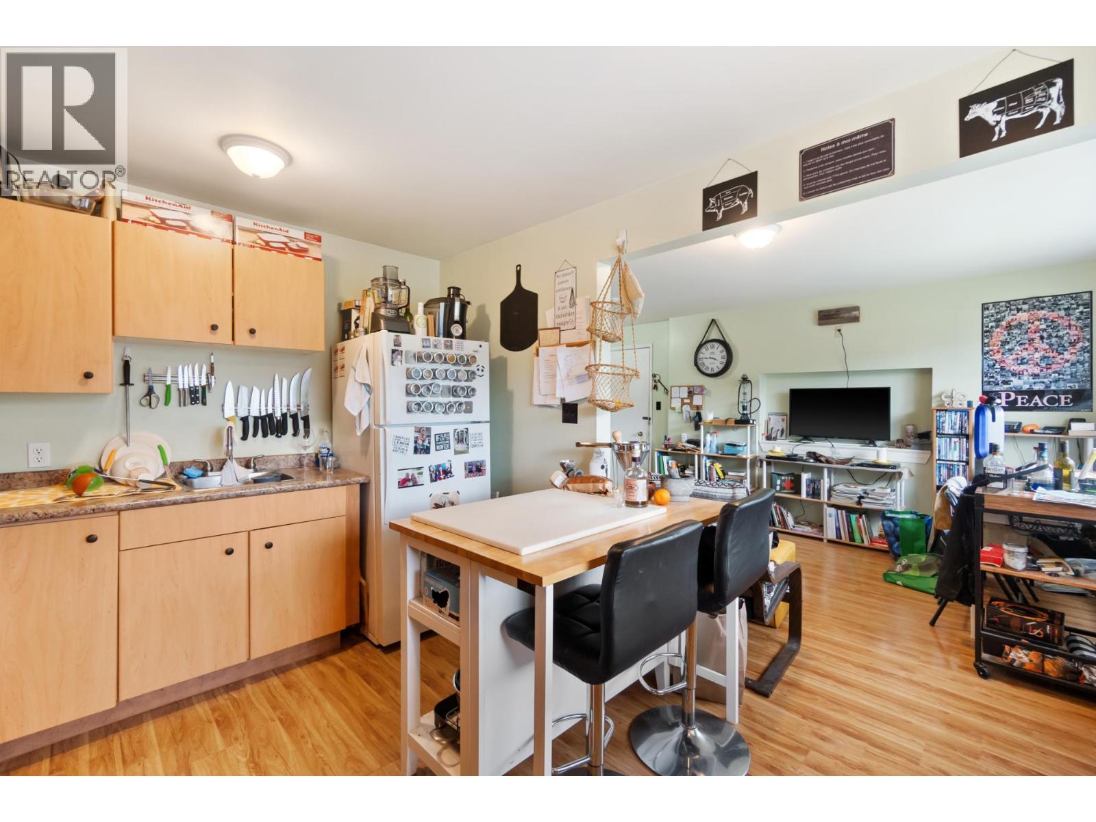  525 11TH Avenue, Castlegar