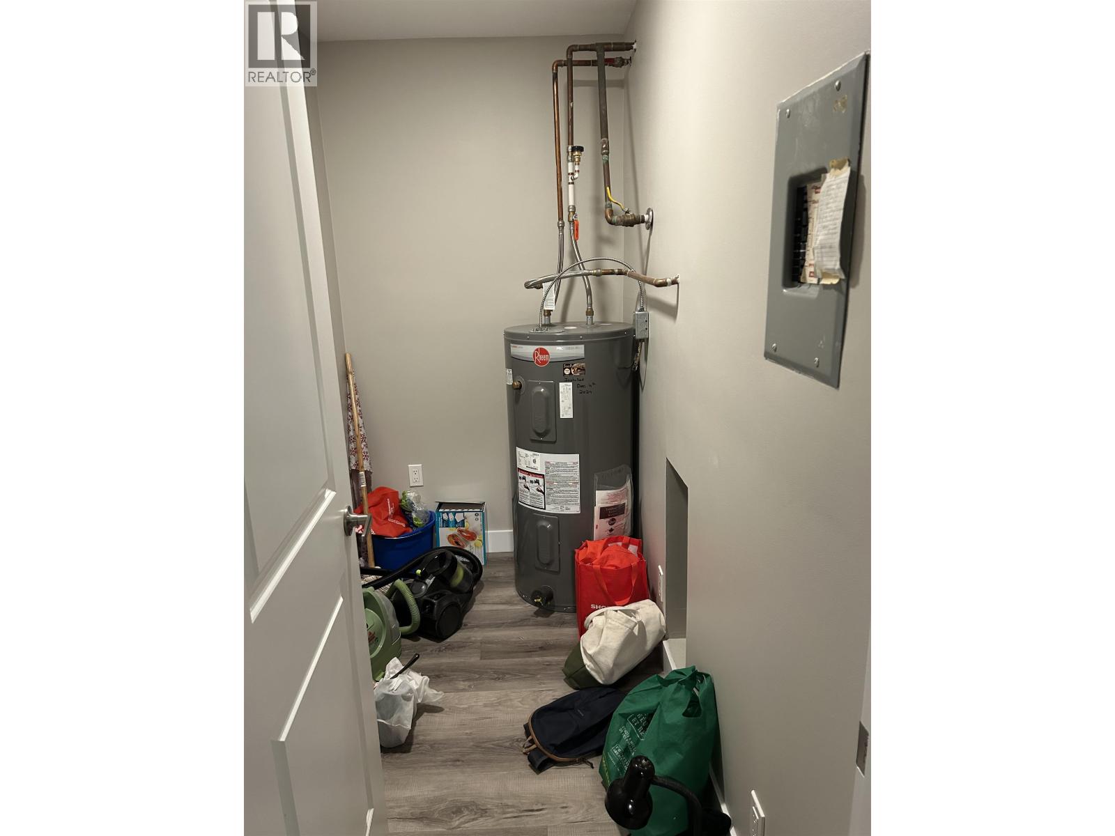 304 1654 10TH AVENUE, Prince George