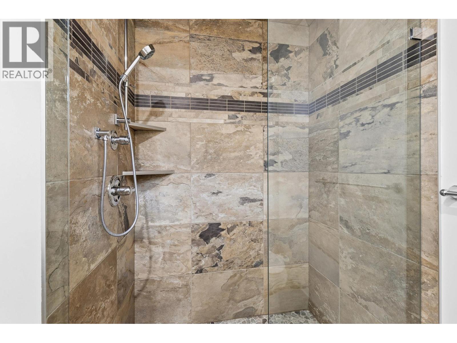  476 Silversage Place, Vernon