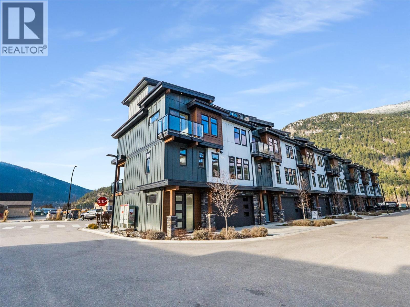 910 Lakeside Drive Unit# 107, Nelson