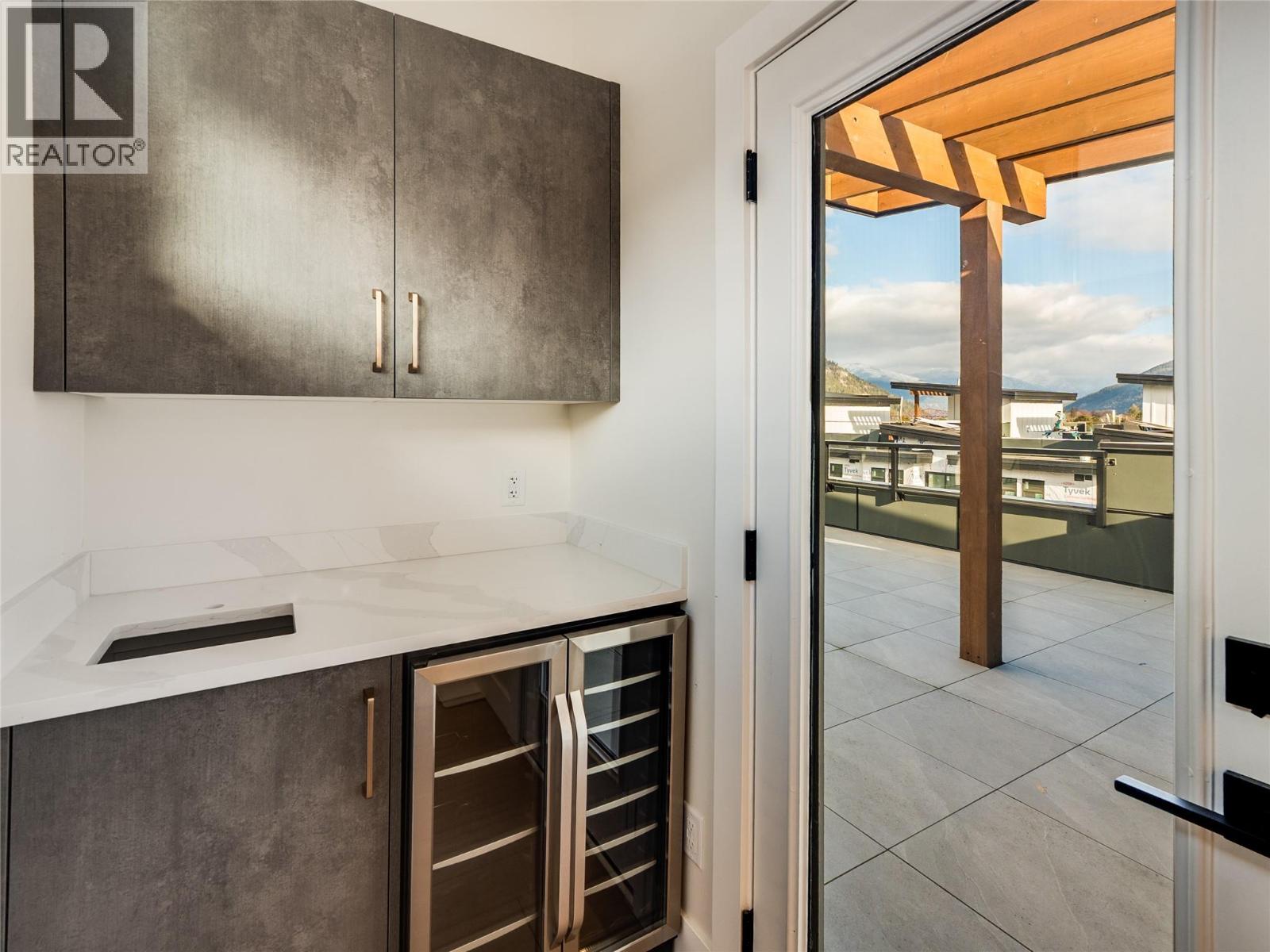 910 Lakeside Drive Unit# 107, Nelson