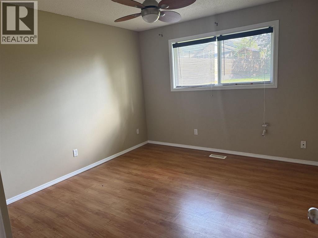 12 RALSTON DRIVE, Mackenzie