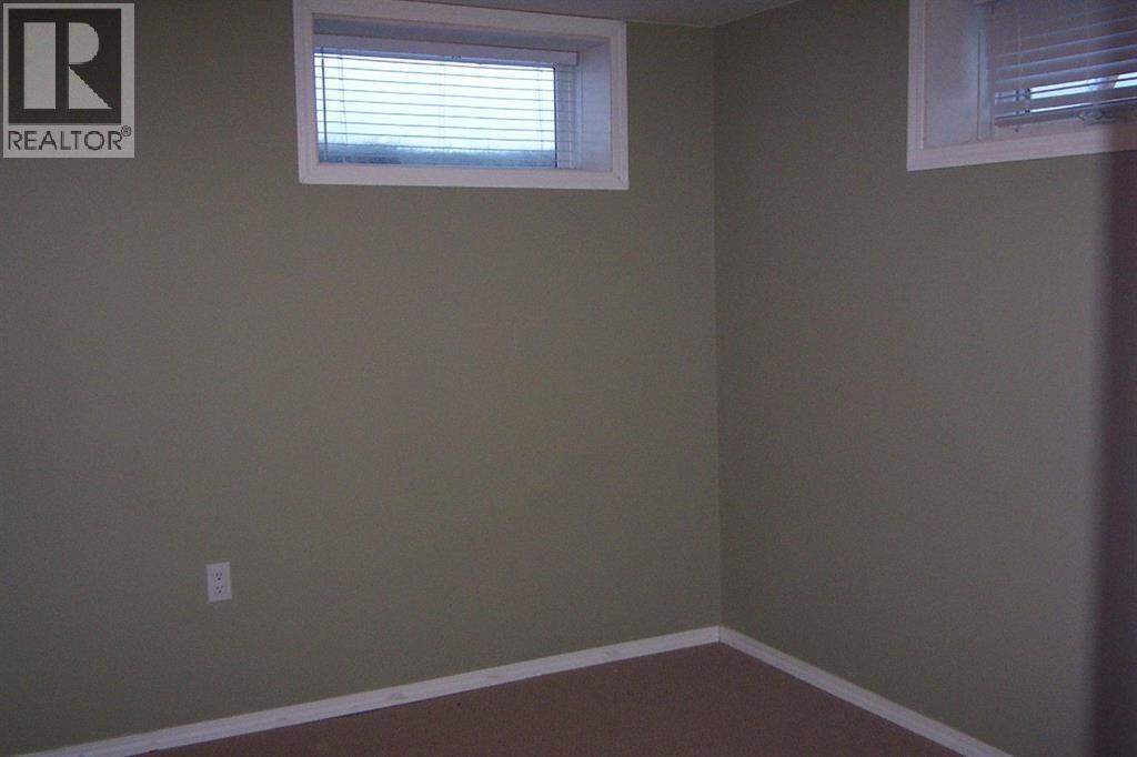 12 RALSTON DRIVE, Mackenzie