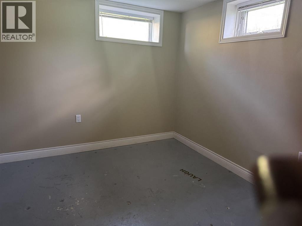 12 RALSTON DRIVE, Mackenzie