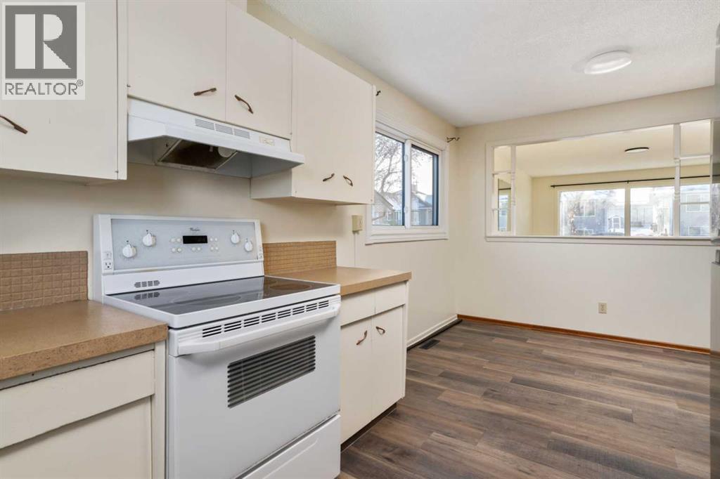 36 Grandview Crescent - Photo 4 of 27, Camrose, Alberta