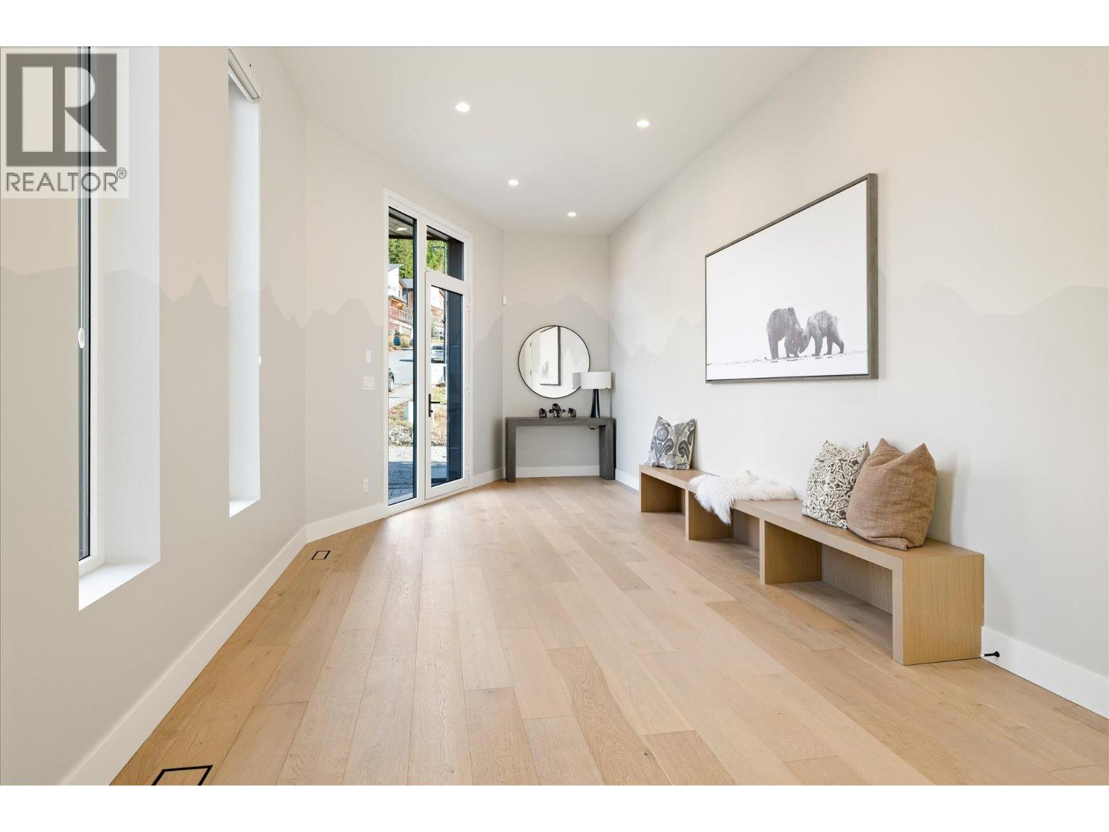 41337 HORIZON DRIVE, Squamish