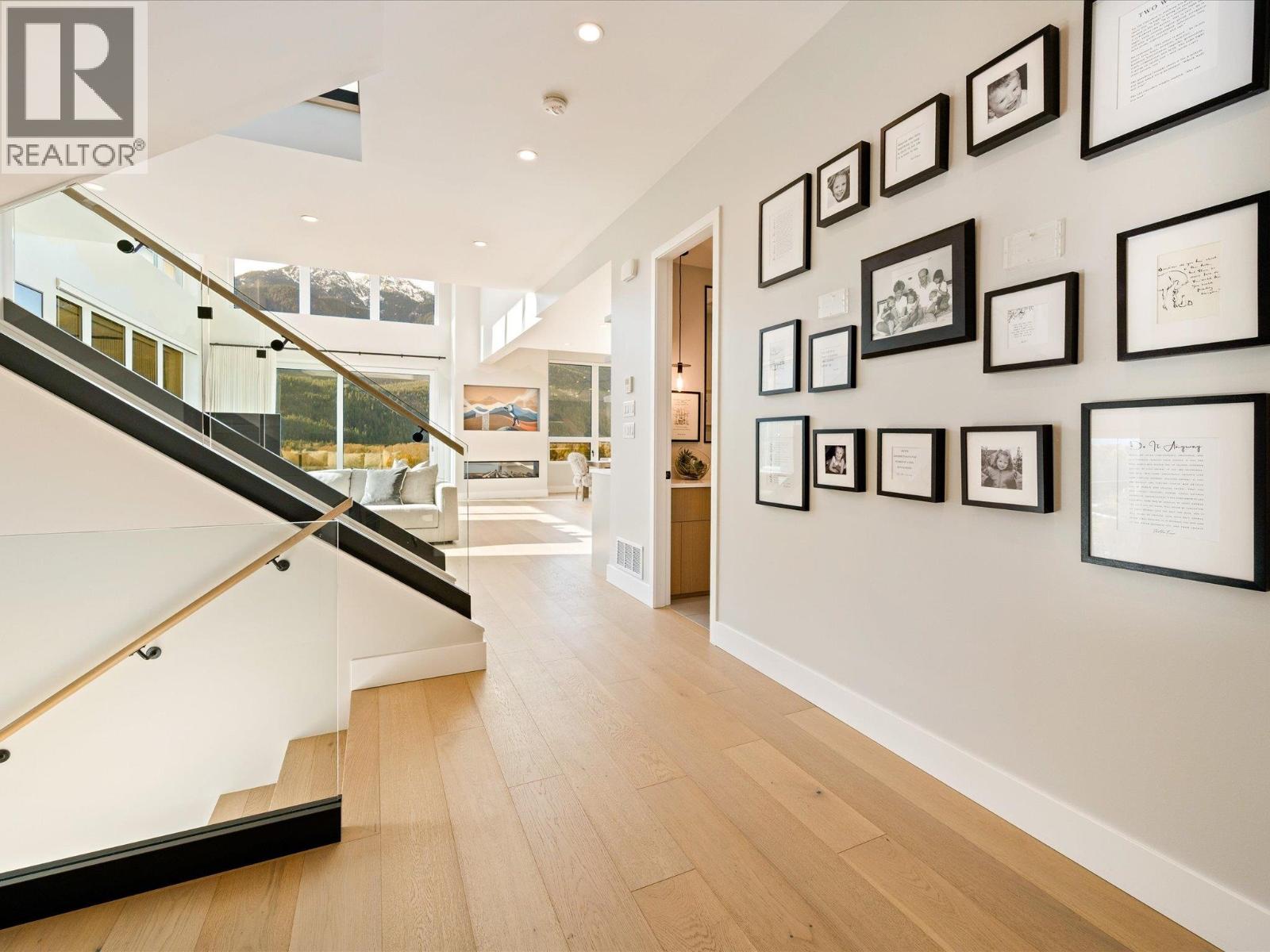 41337 HORIZON DRIVE, Squamish