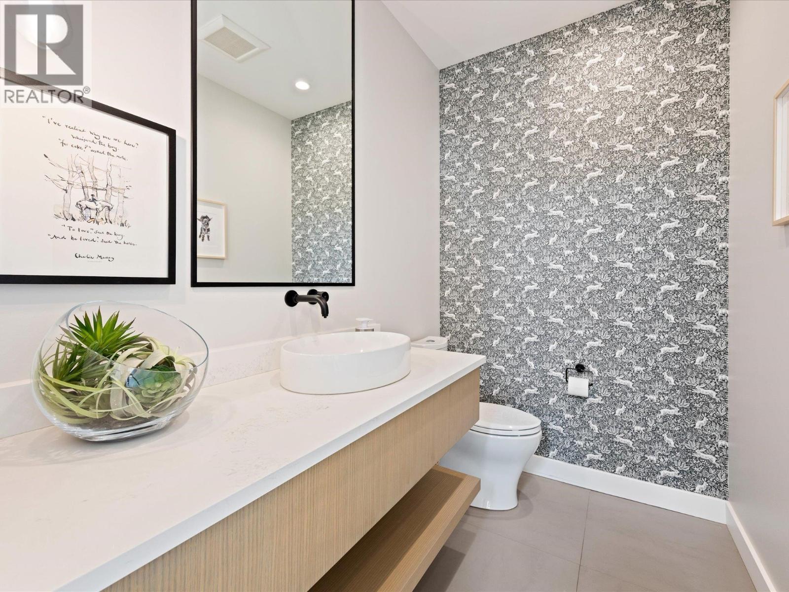 41337 HORIZON DRIVE, Squamish