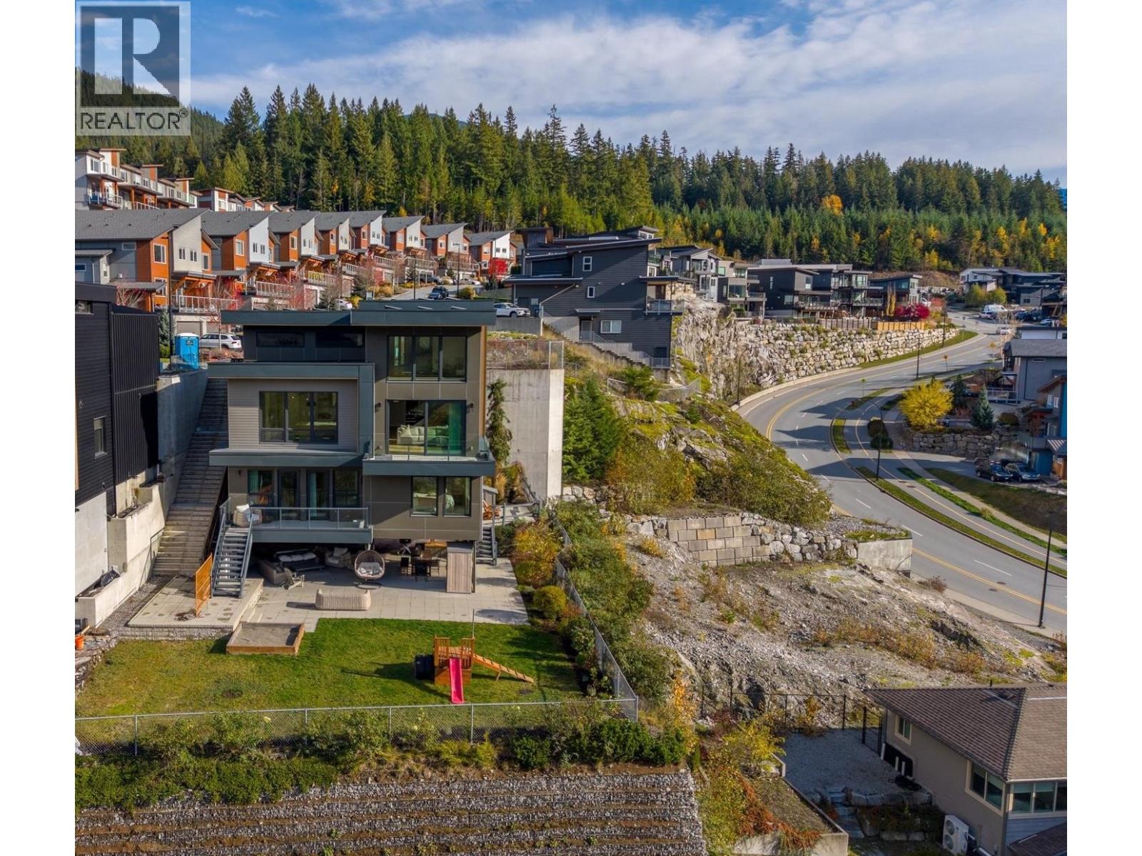 41337 HORIZON DRIVE, Squamish