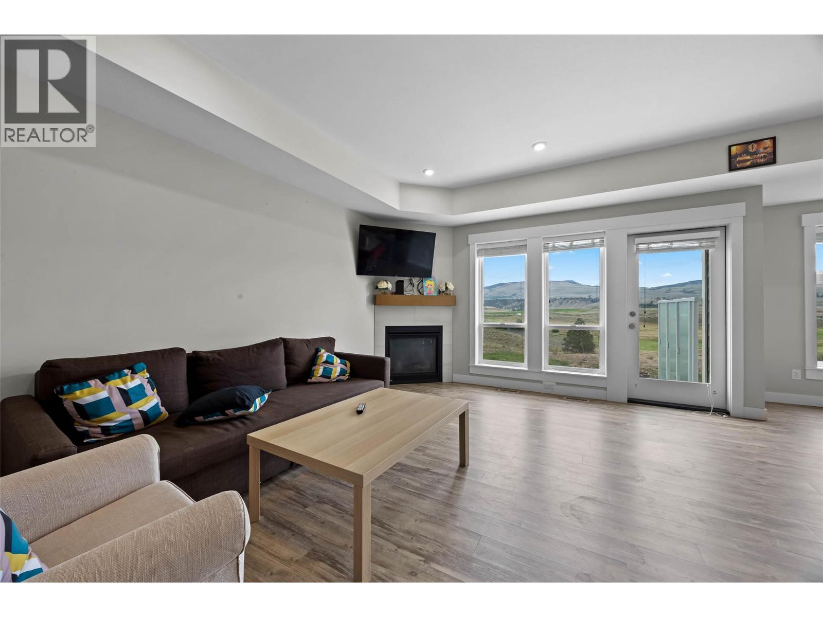 2514 SPRING BANK Avenue Unit# 209, Merritt