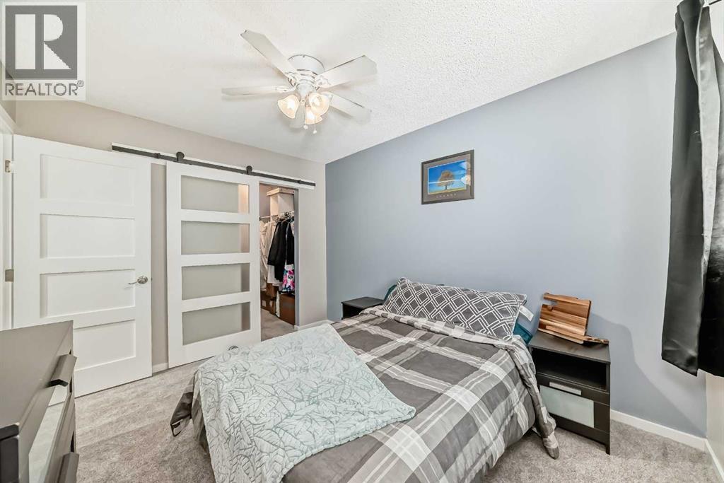 Single Family House for Sale in   Fonda Way SE Forest Heights Calgary 