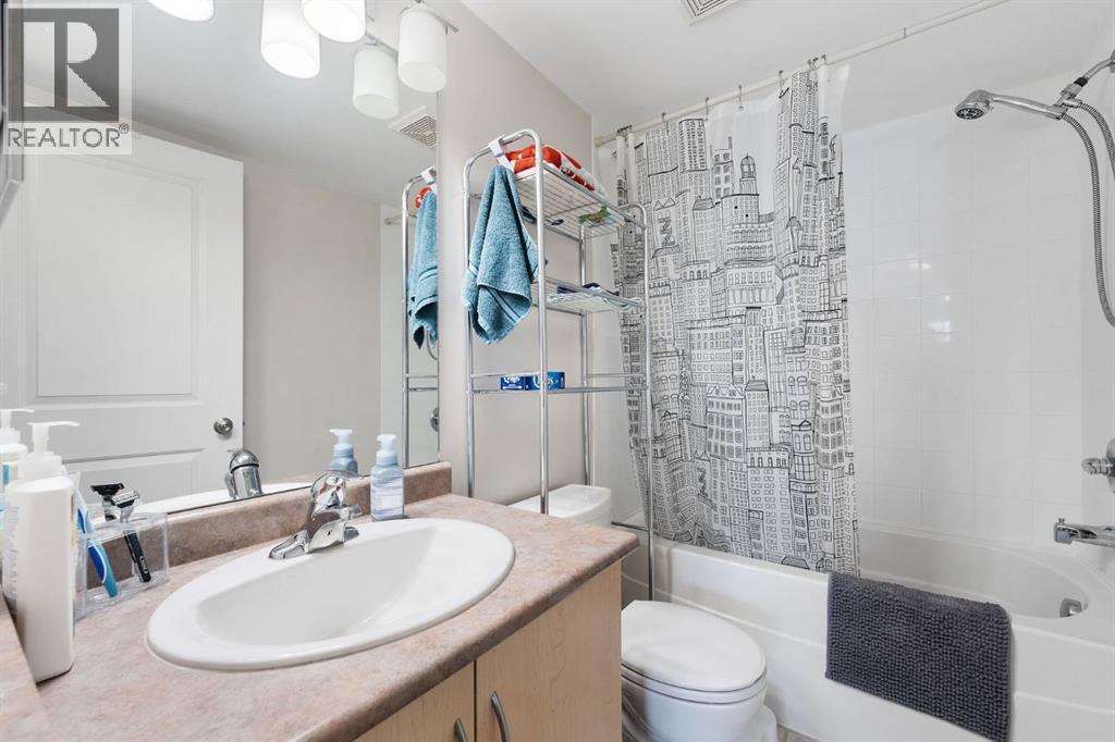 505 Railway Street West, Cochrane