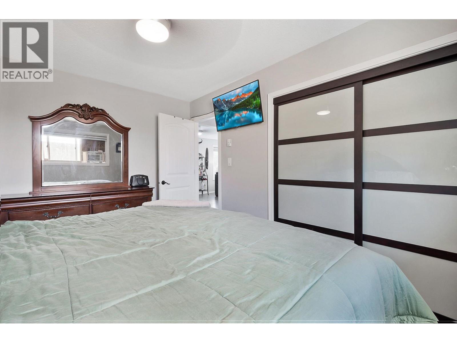  2305 39 Street, Vernon