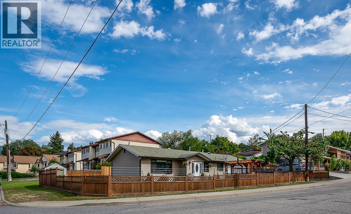  2305 39 Street, Vernon