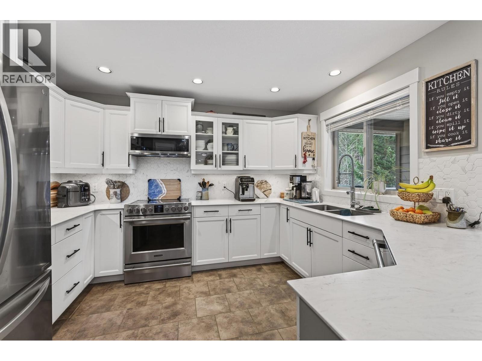  1487 Rosewood Drive, West Kelowna